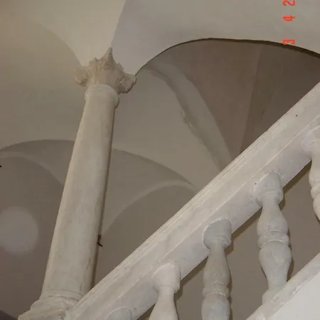 Palazzo Conti Viale 아파트